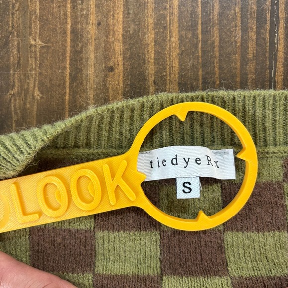 TIEDYERX Womens Sweater Vest Small Green Brown Checkered Knit Cropped V Neck - Picture 3 of 6